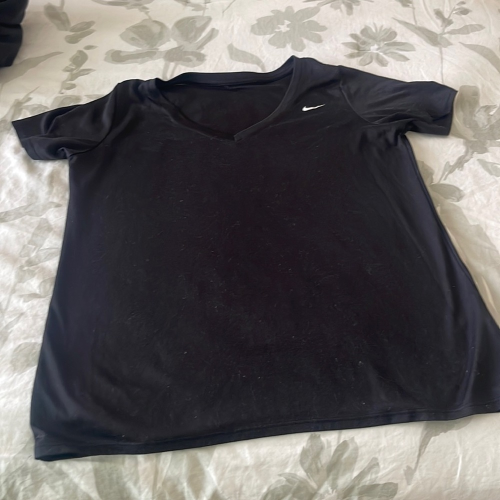 Large dri-fit black Nike tee